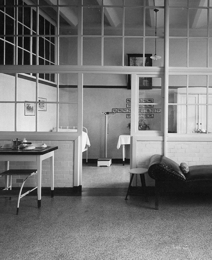 Bandage and sick room