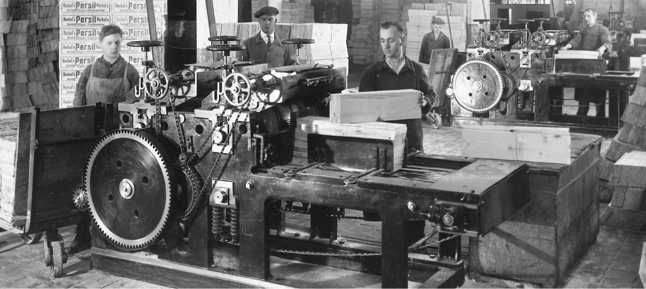 Packaging production